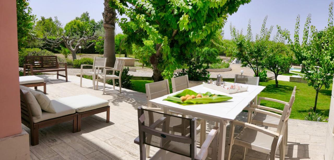 Villa Sirgole Rosa With Pool, Galatina Cutrofiano Exterior foto
